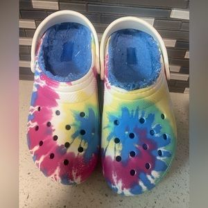 Childrens Crocs size 4 fur lined